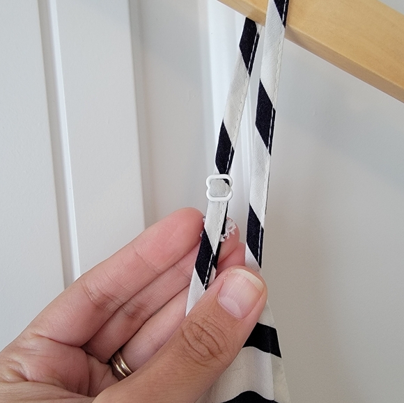 Old Navy Blue and White Striped Dress - Picture 2 of 5